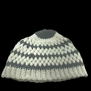 Hat Winter Handmade Gray and Cream